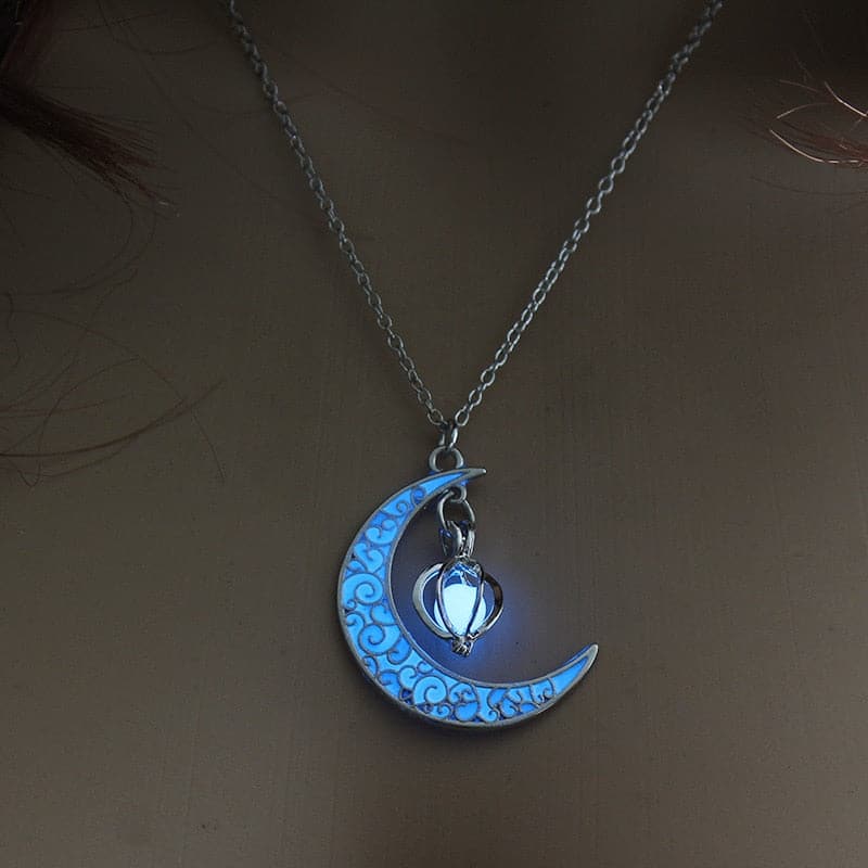 Moon Glowing Necklace