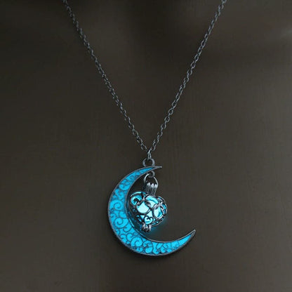 Moon Glowing Necklace