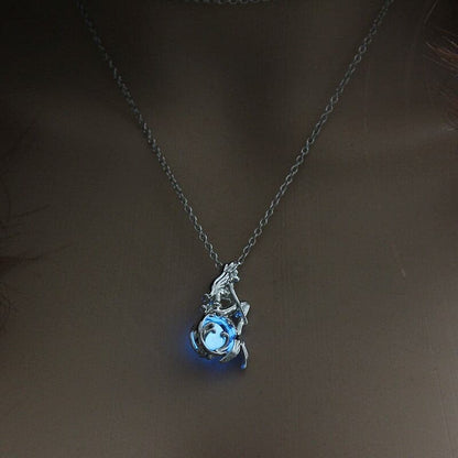 Moon Glowing Necklace